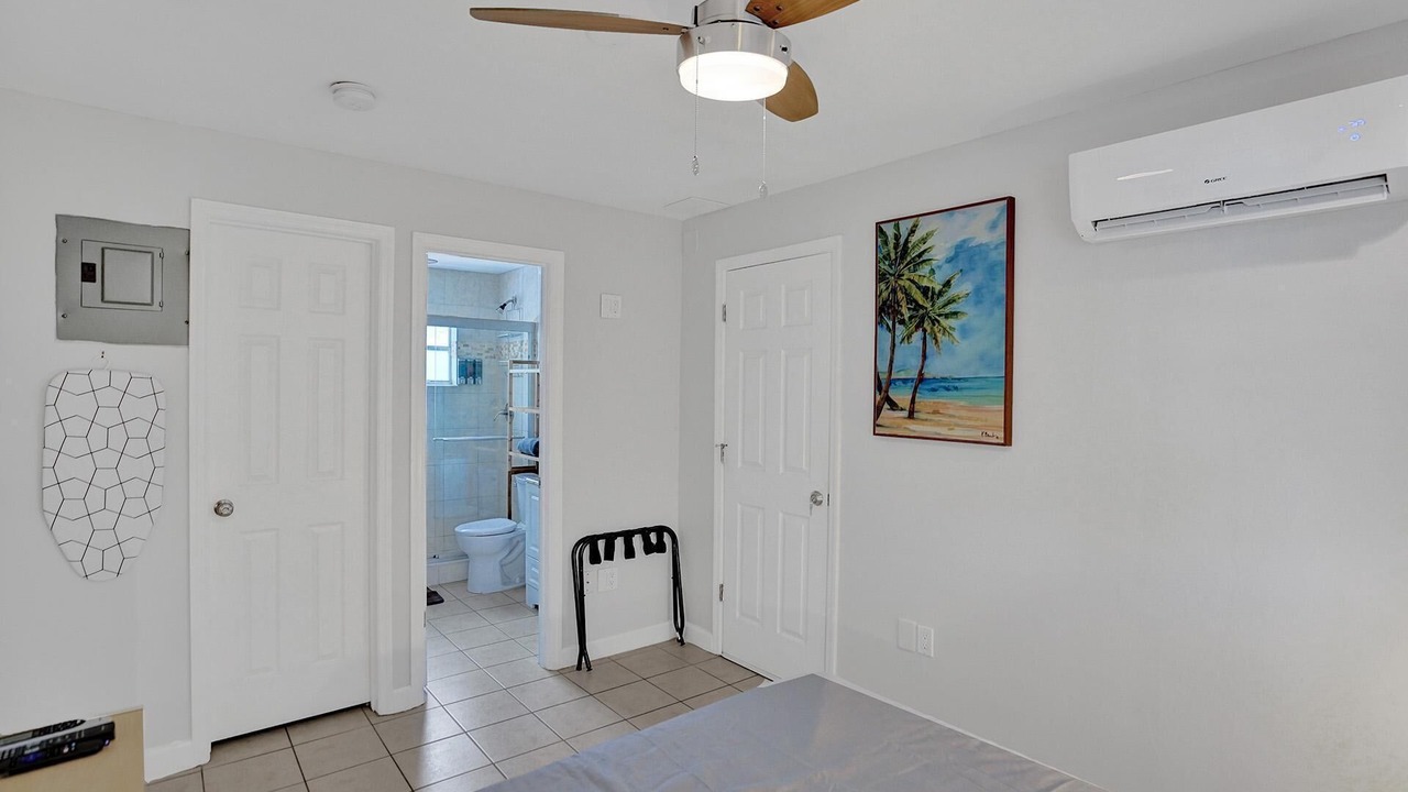 Photo of Bedroom in Middle River Terrace