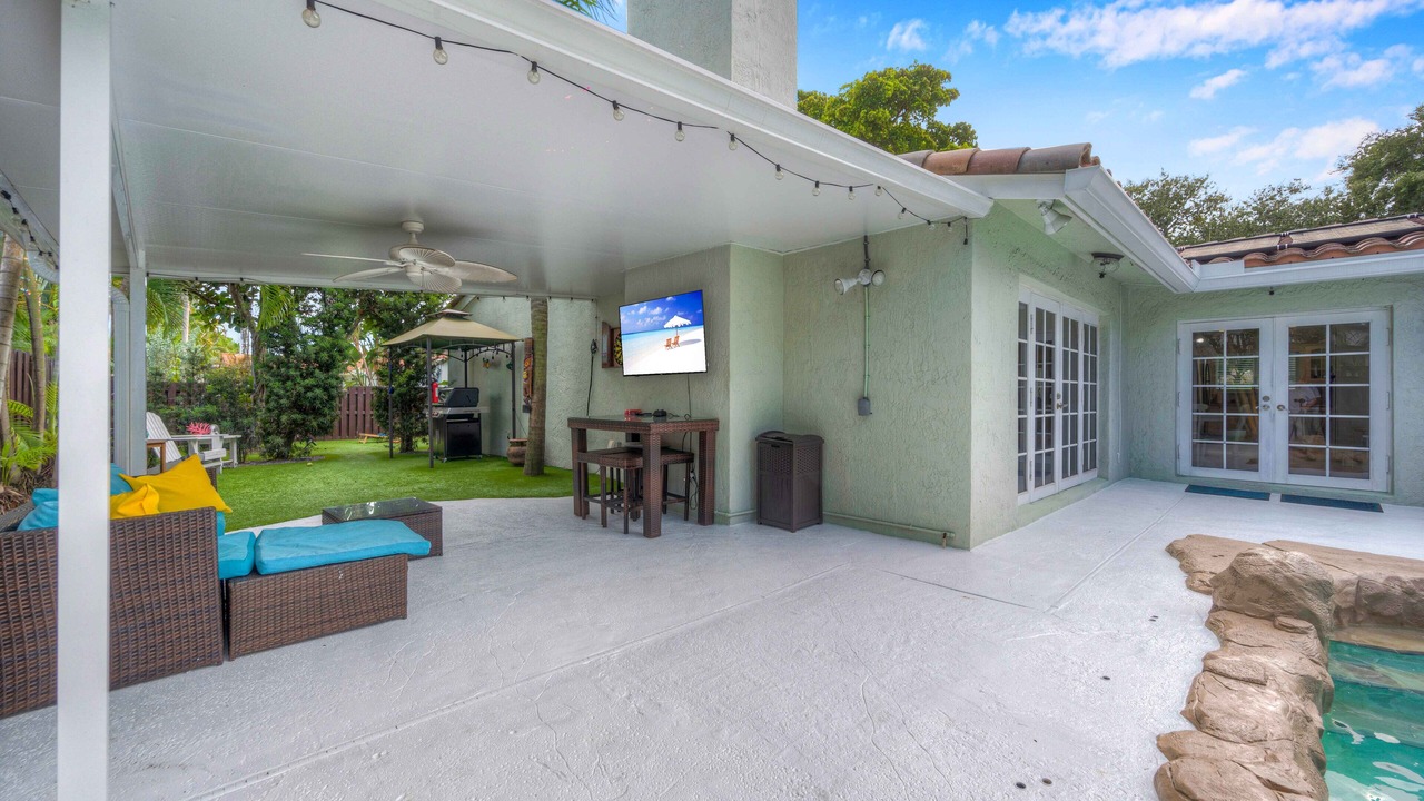 Photo of Patio Balcony in Lighthouse Point