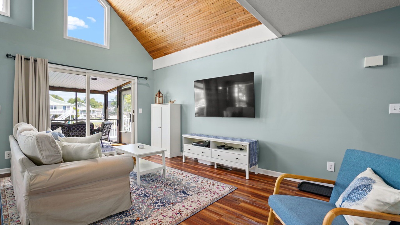 Photo of Livingroom in Captain's Cove