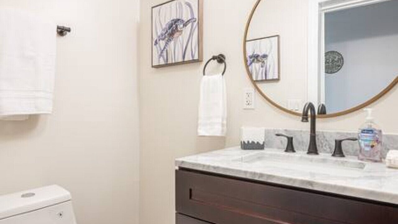 Photo of Bathroom in Middle River Terrace