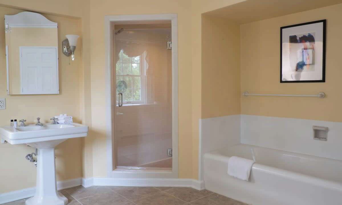 Photo of Bathroom in Barracks Rugby