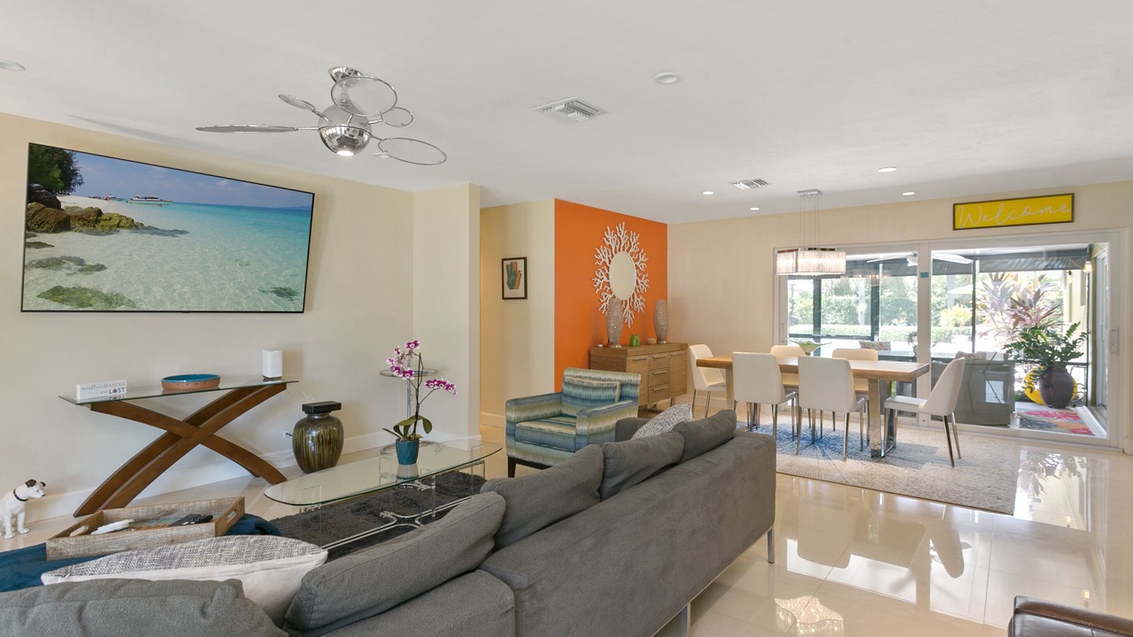 Photo of Livingroom in Wilton Manors