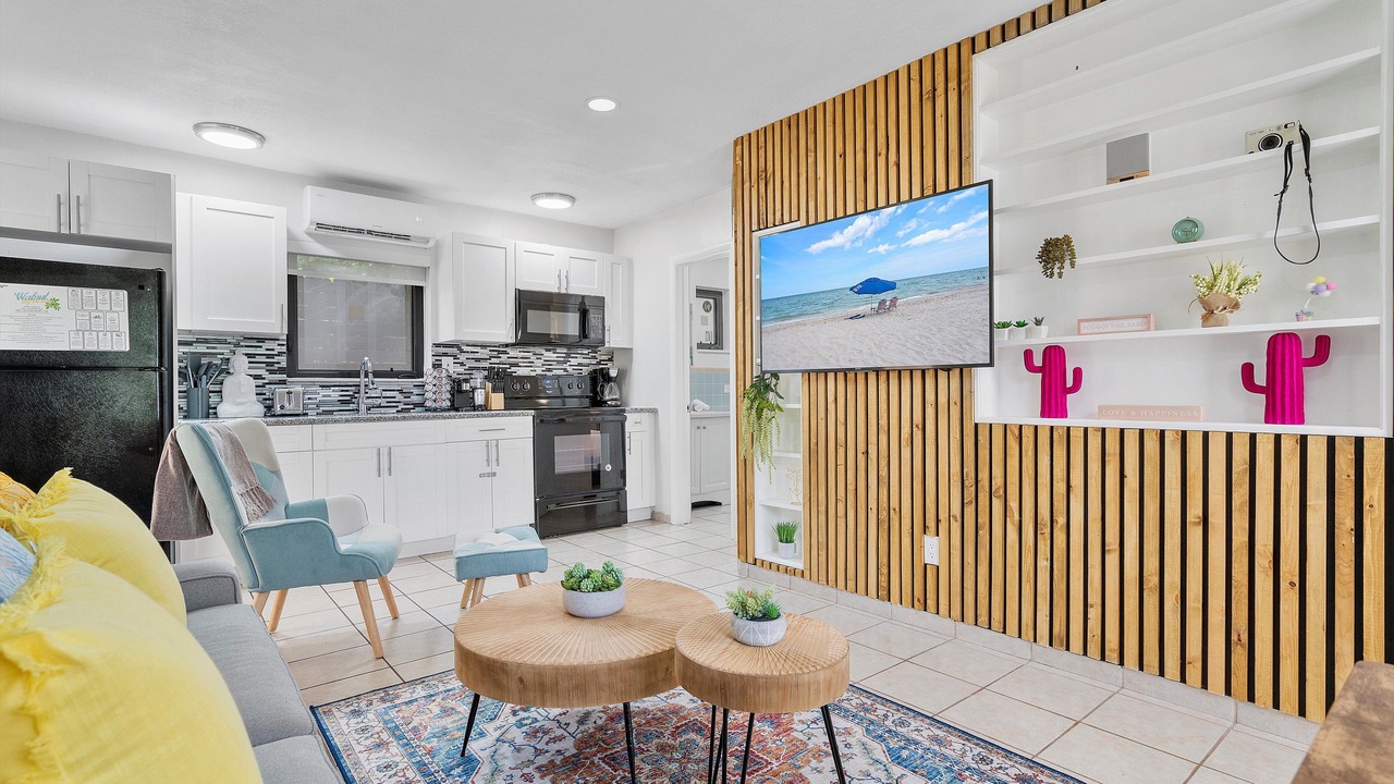 Photo of Livingroom in North Beach