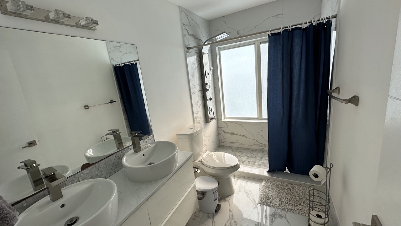 Photo of Bathroom in Ives Estates