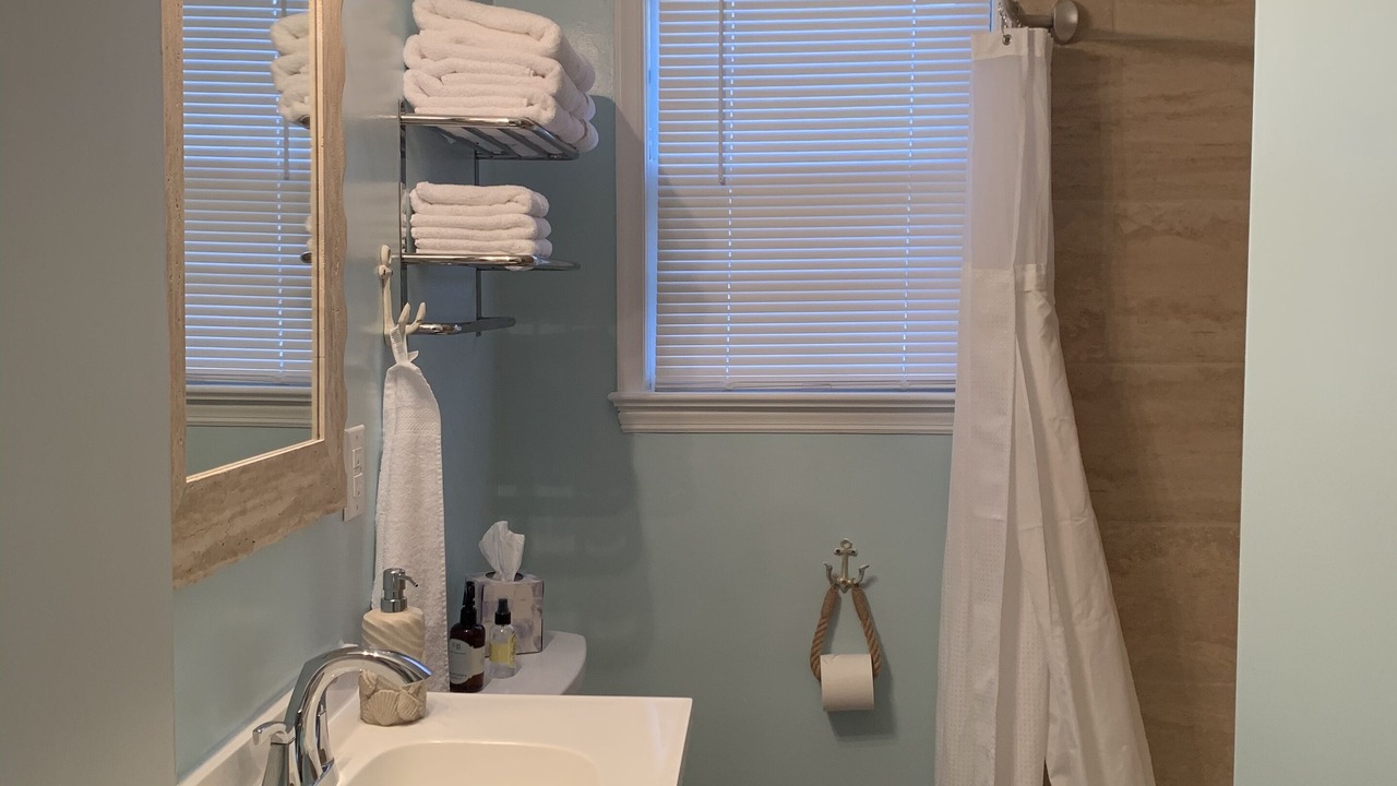 Photo of Bathroom in Rock Hall