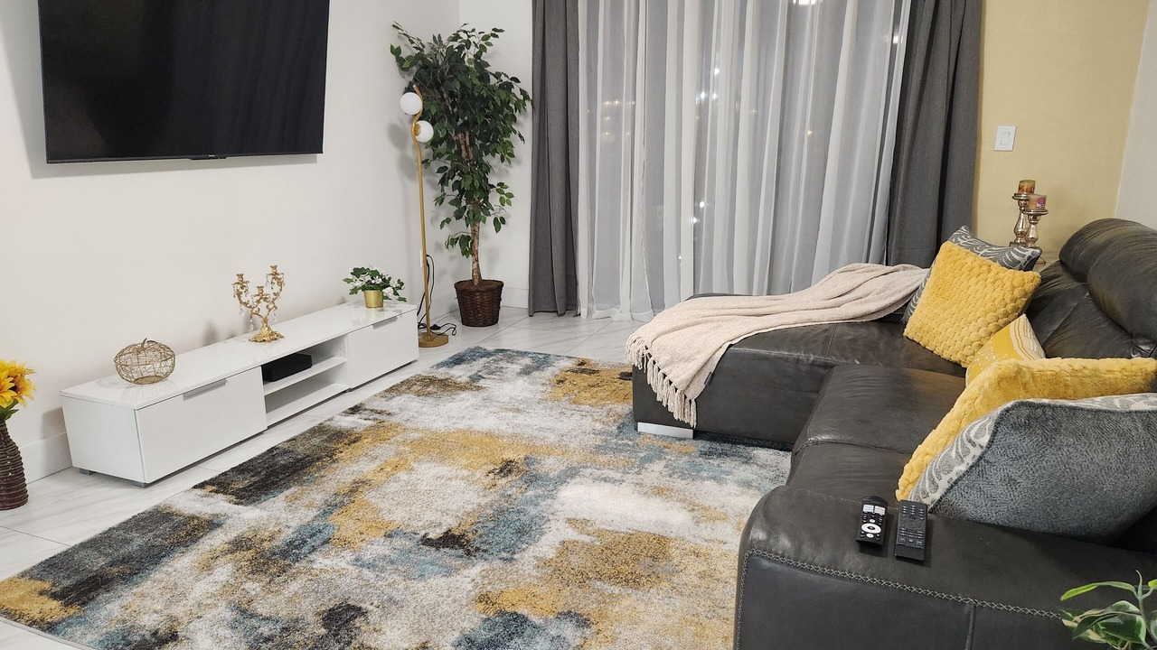 Photo of Livingroom in Plantation
