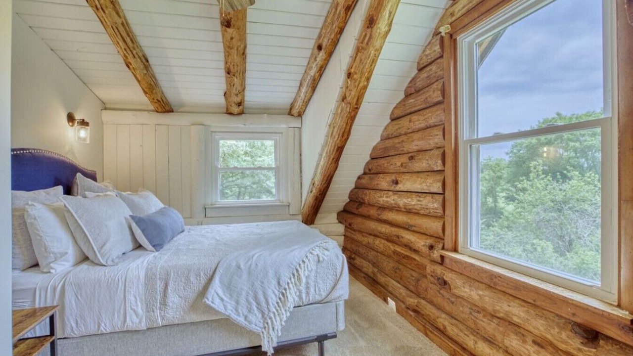 Photo of Bedroom in Ruby