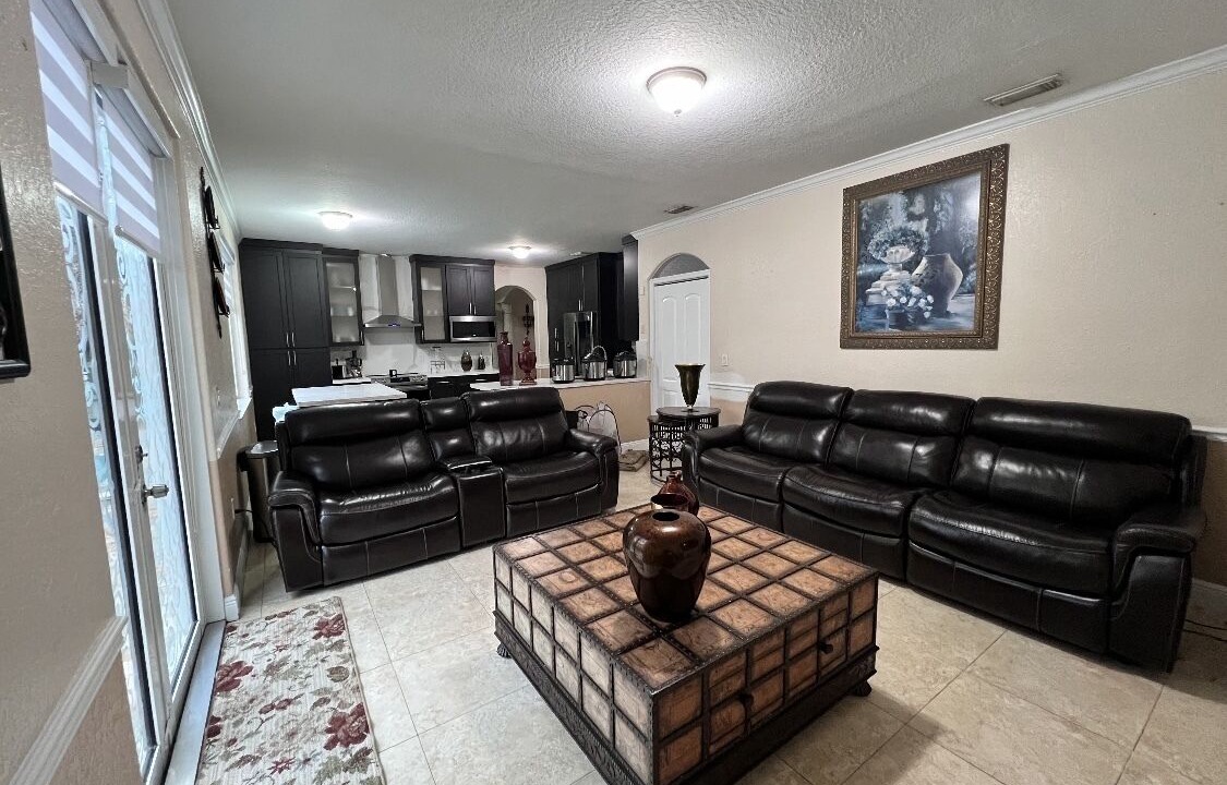 Photo of Livingroom in Miami Lakes