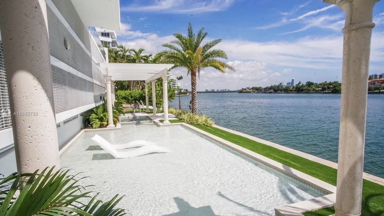 Photo of Outdoor in Bay Harbor Islands