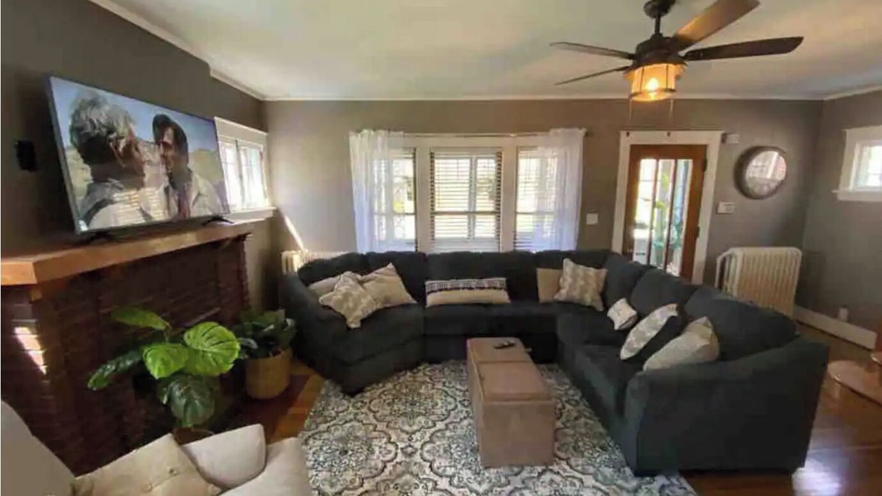 Photo of Livingroom in Niagara Falls
