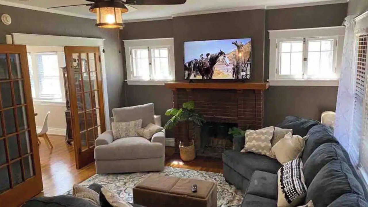 Photo of Livingroom in Niagara Falls