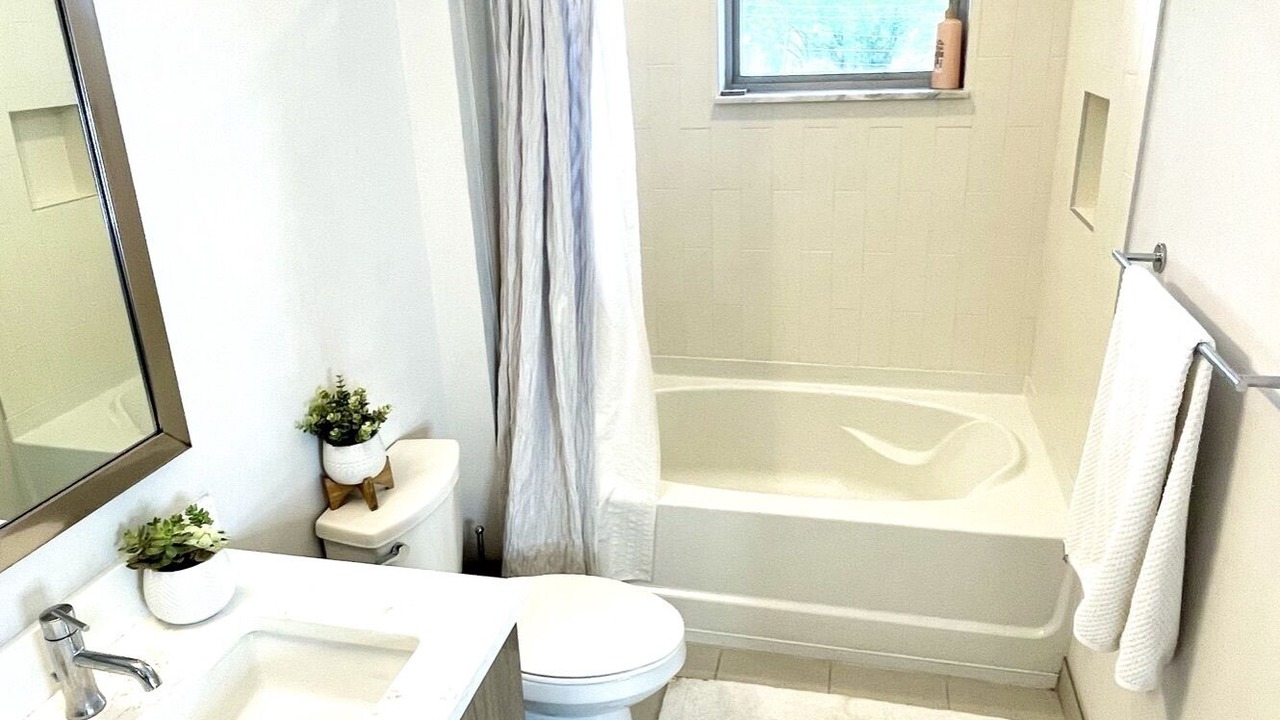 Photo of Bathroom in Downtown Fort Lauderdale