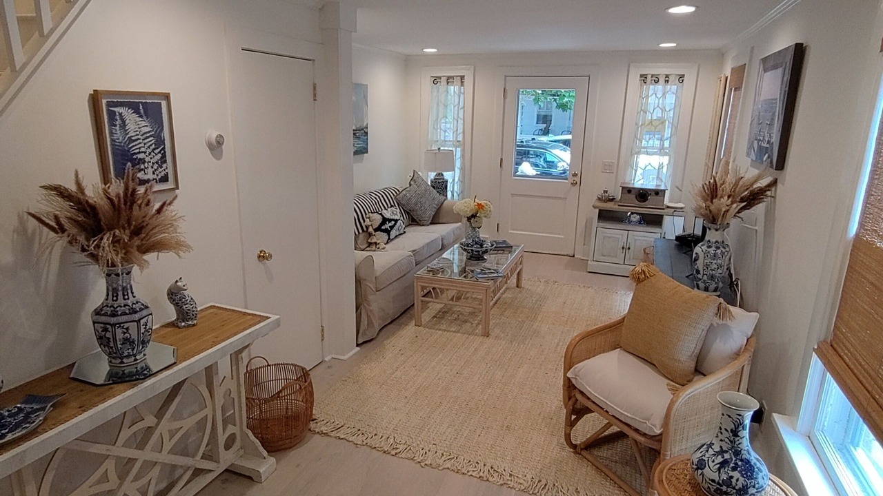 Photo of Livingroom in Ocean Grove