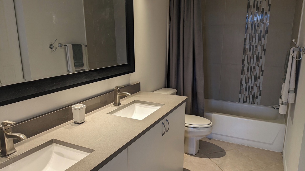Photo of Bathroom in Aventura