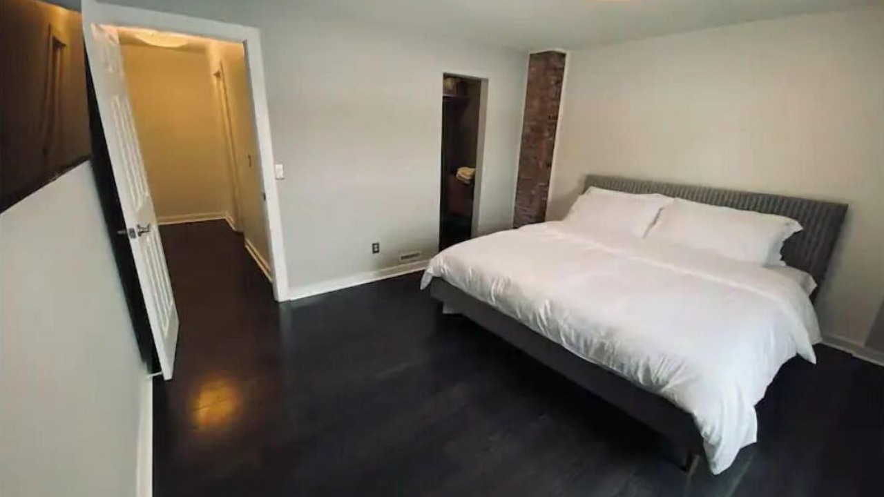 Photo of Bedroom in South Wedge