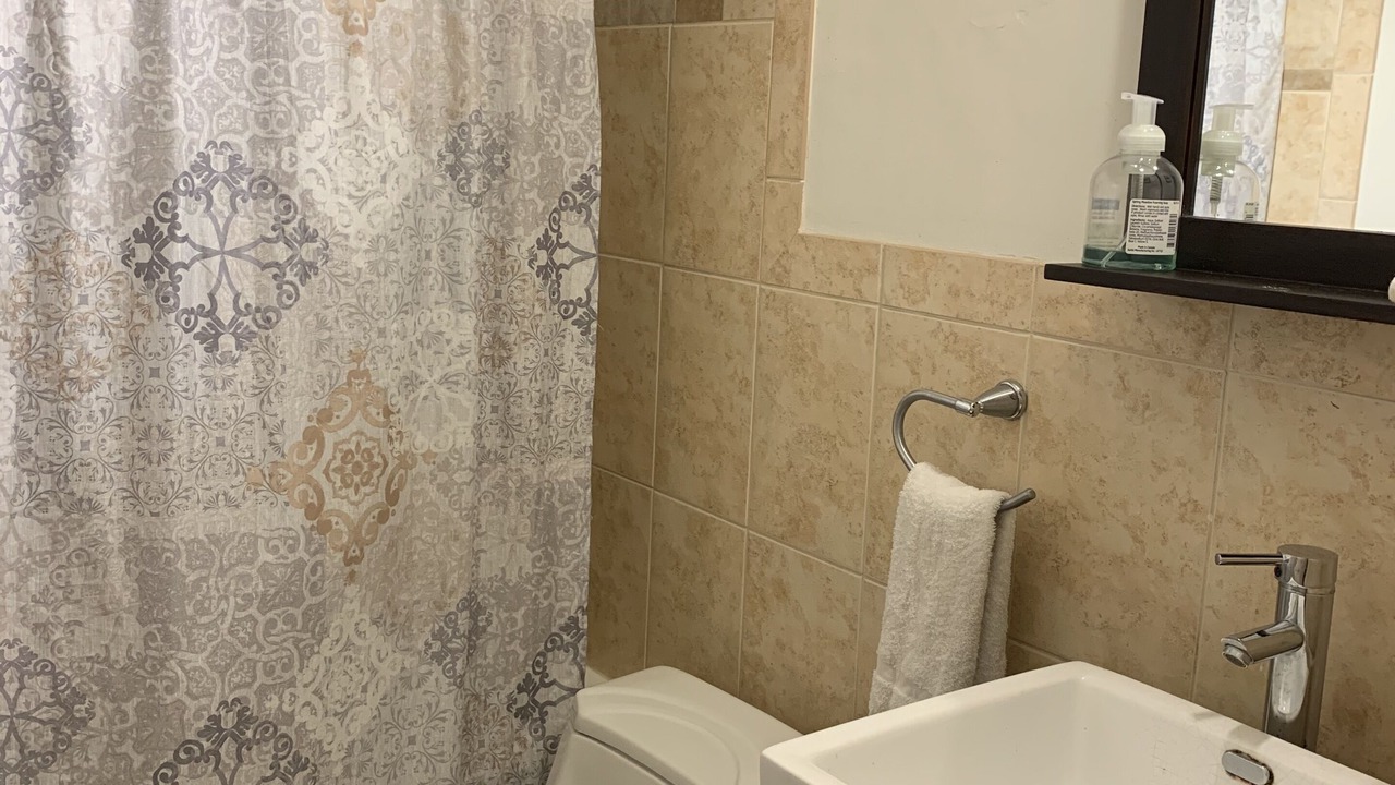 Photo of Bathroom in Highland Garden