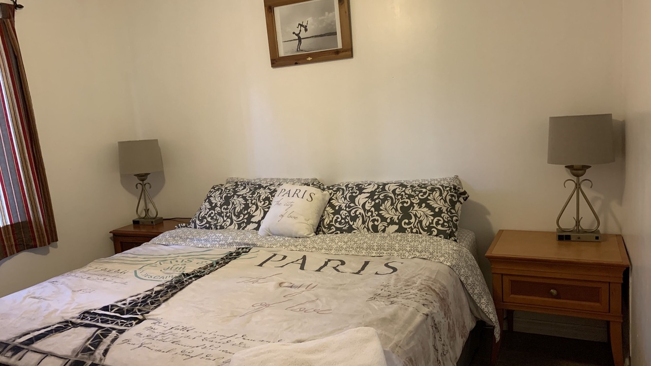 Photo of Bedroom in Highland Garden