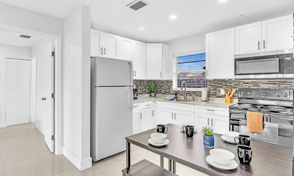 Photo of Kitchen in Royal Poinciana