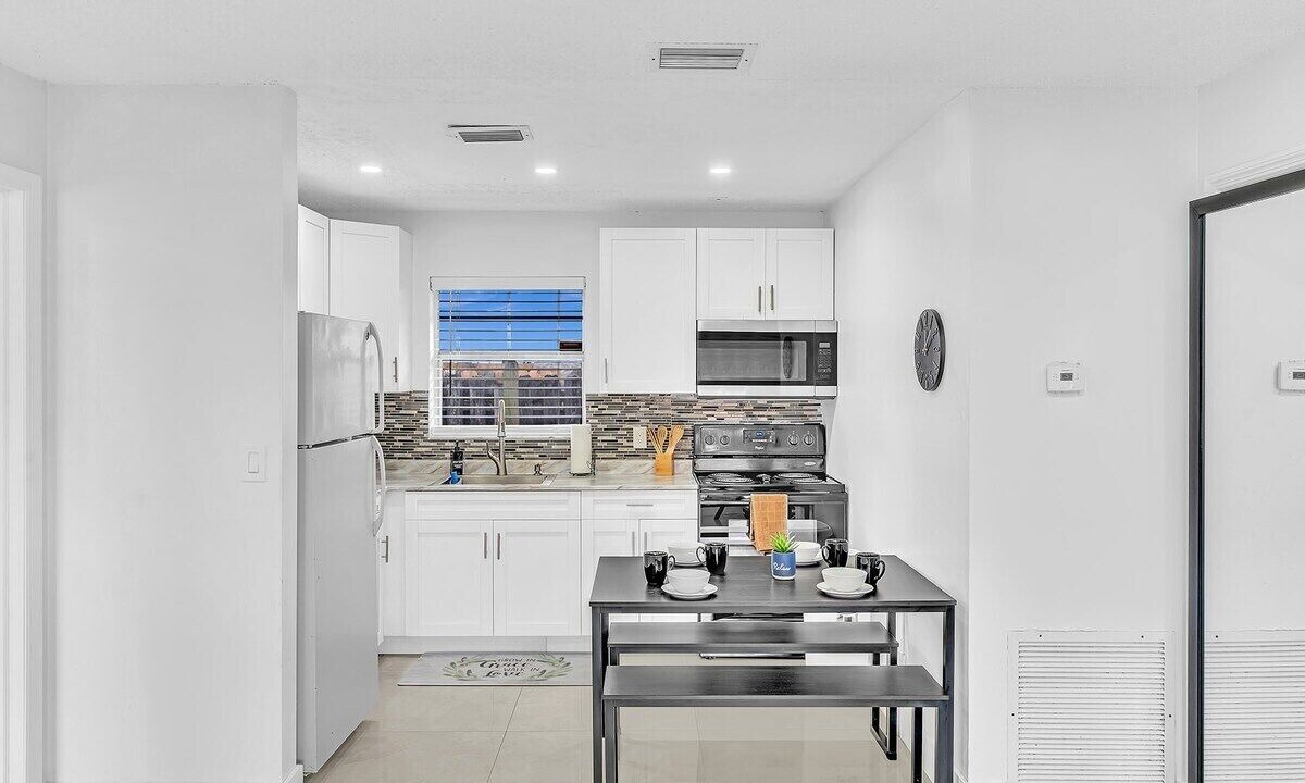 Photo of Kitchen in Royal Poinciana