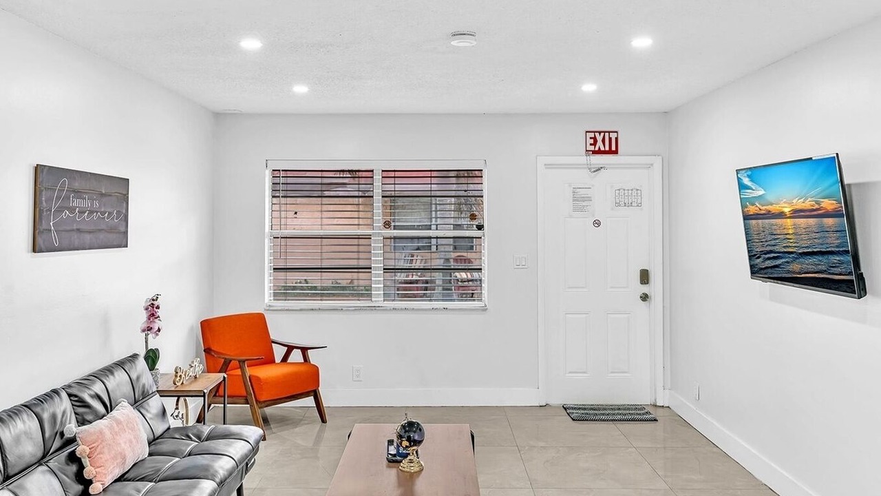 Photo of Livingroom in Royal Poinciana