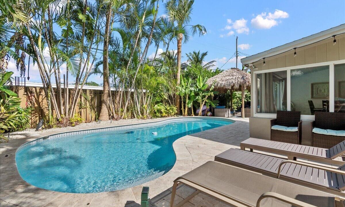 Photo of Outdoor in Beachway Estates