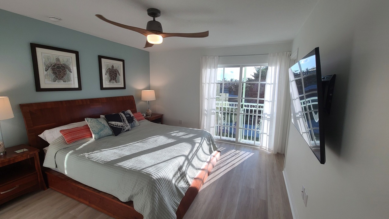 Photo of Bedroom in Cypress Point