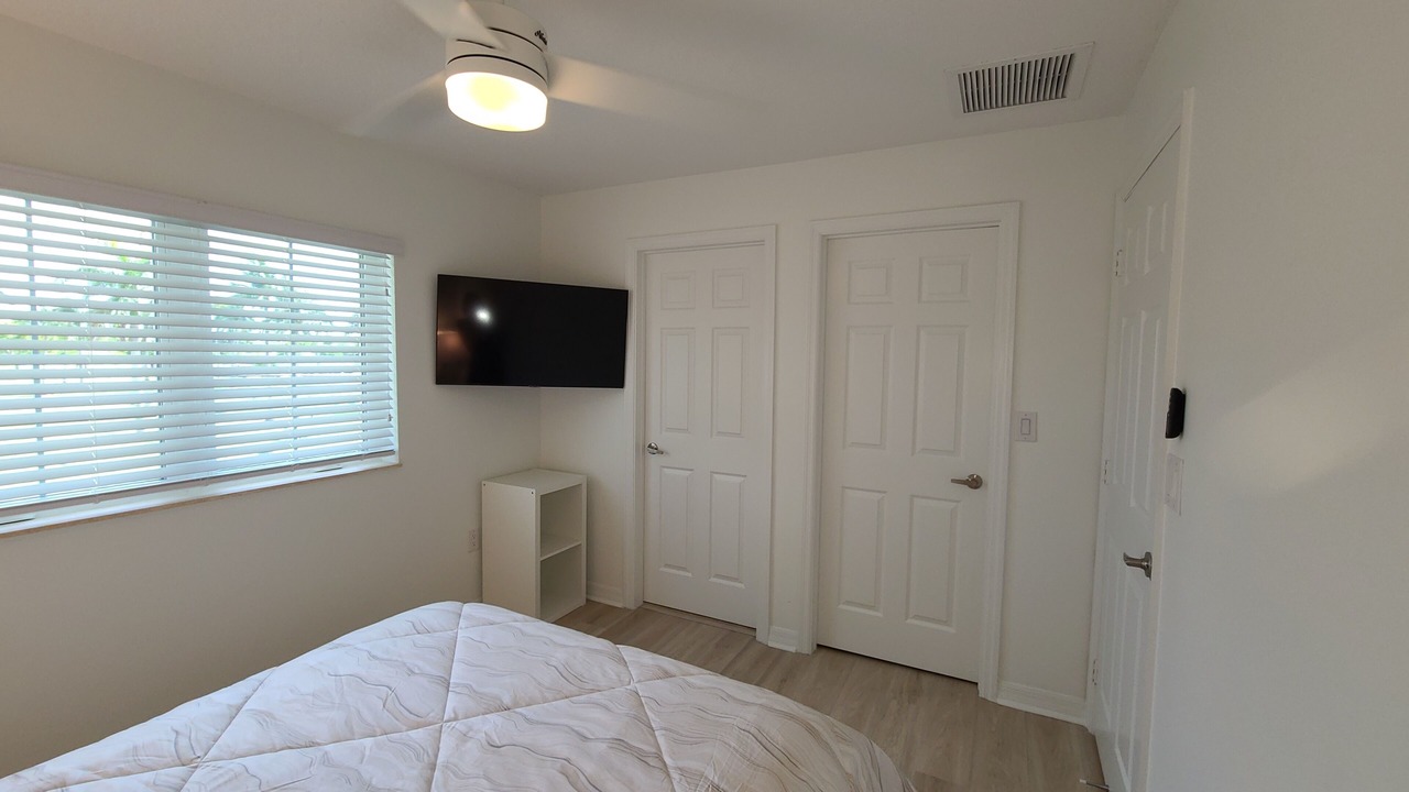 Photo of Bedroom in Cypress Point