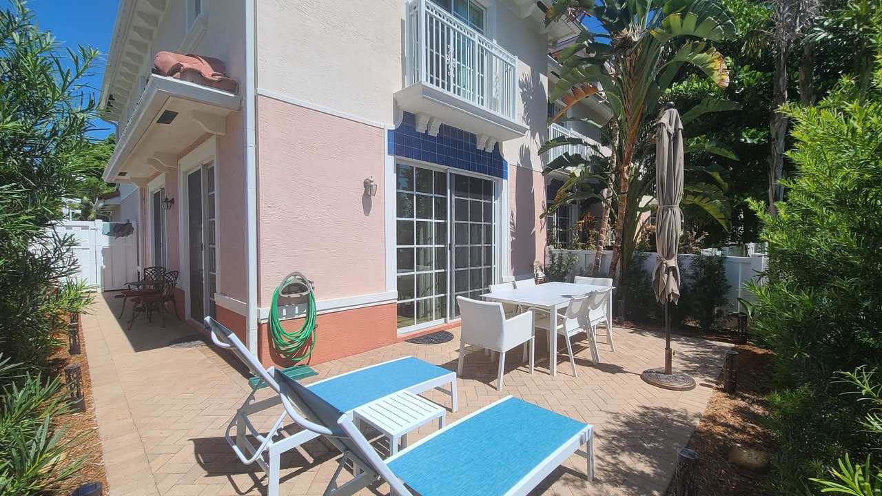 Photo of Outdoor in Cypress Point