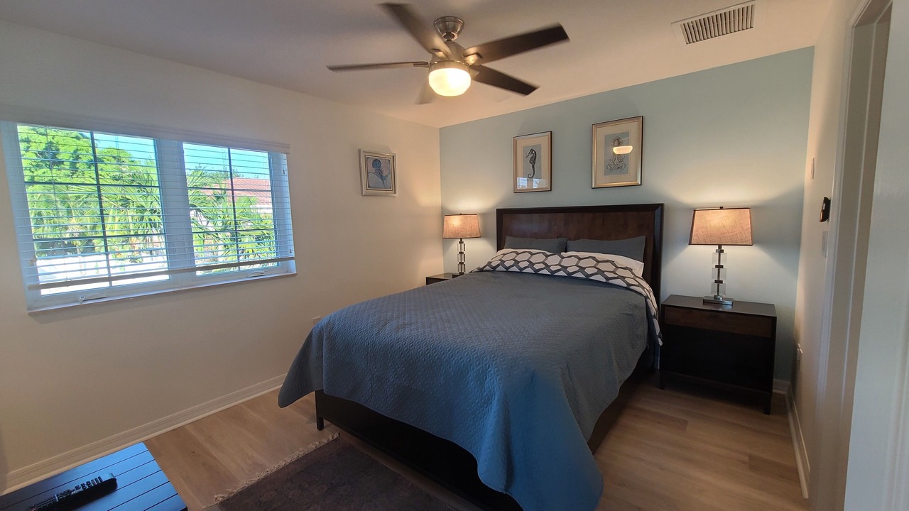 Photo of Bedroom in Cypress Point