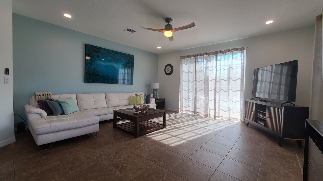 Photo of Livingroom in Cypress Point