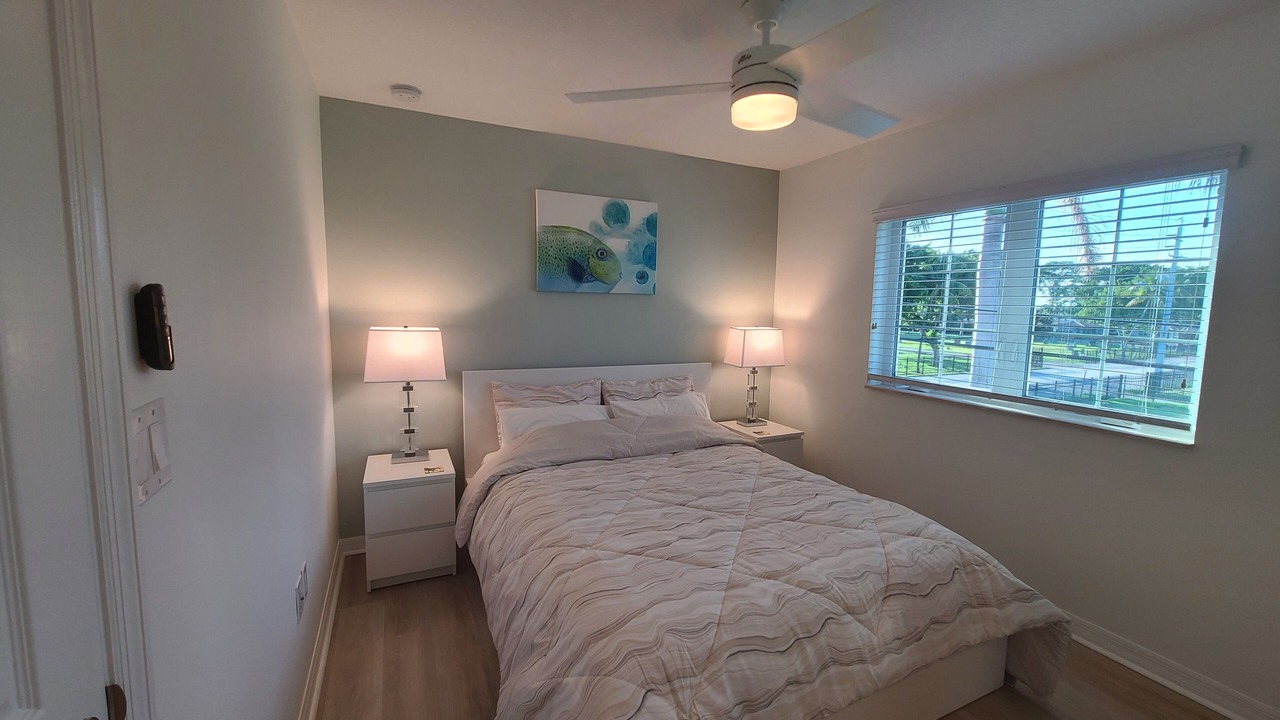 Photo of Bedroom in Cypress Point