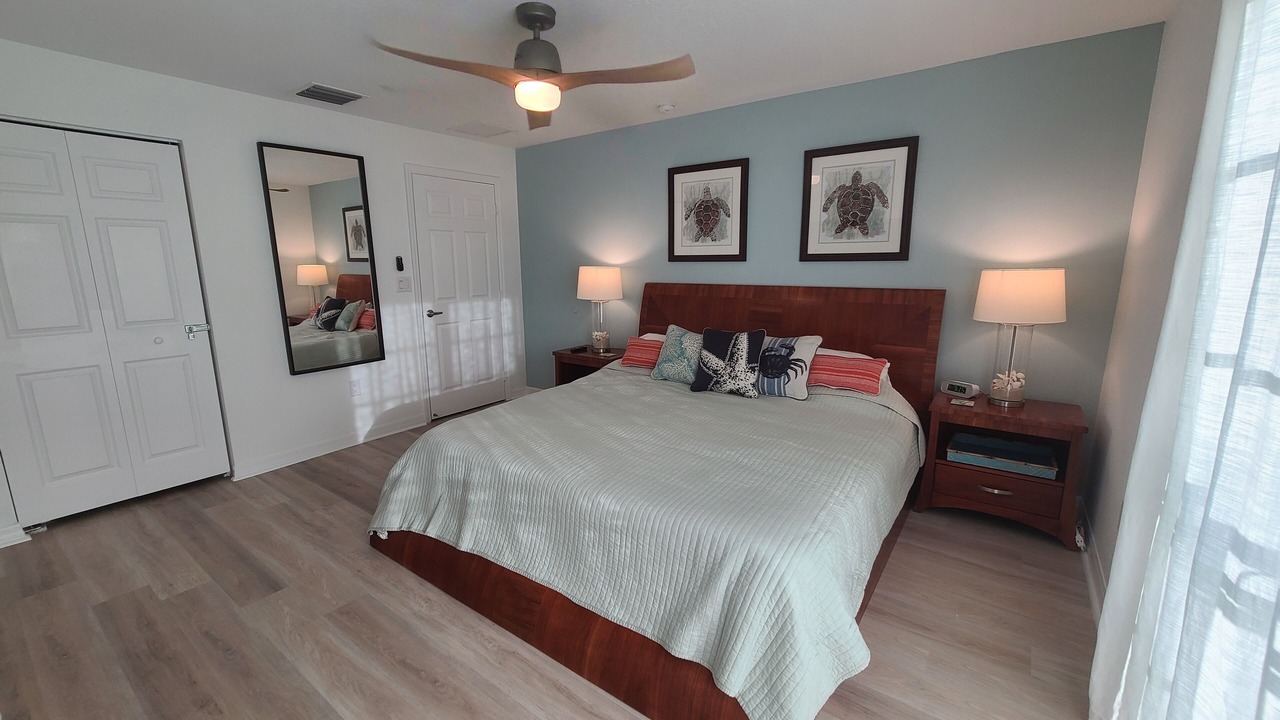 Photo of Bedroom in Cypress Point