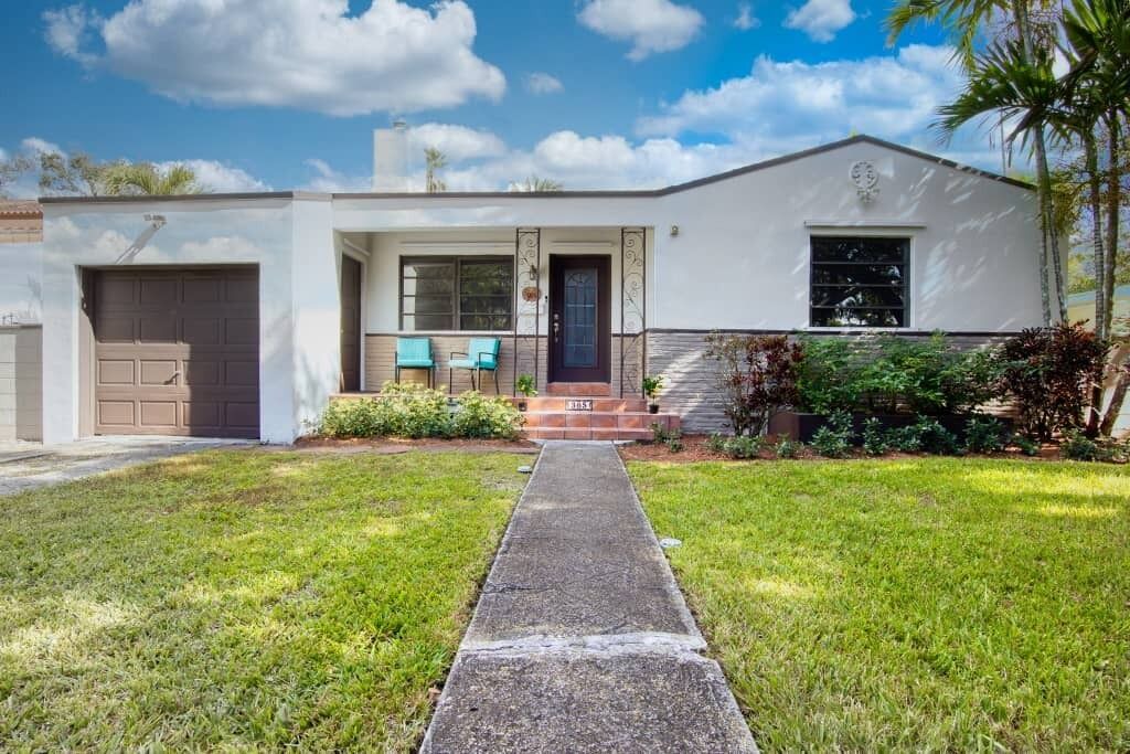 Photo of Outdoor in Miami Springs