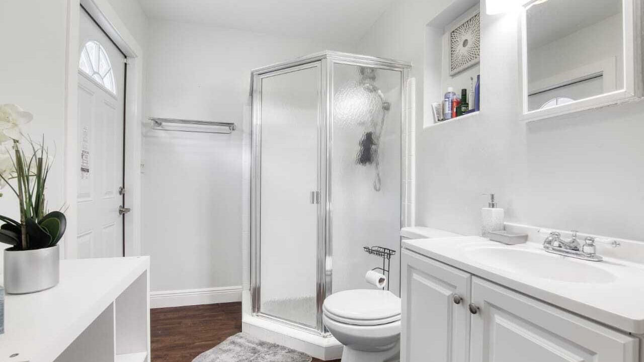 Photo of Bathroom in Miami Springs