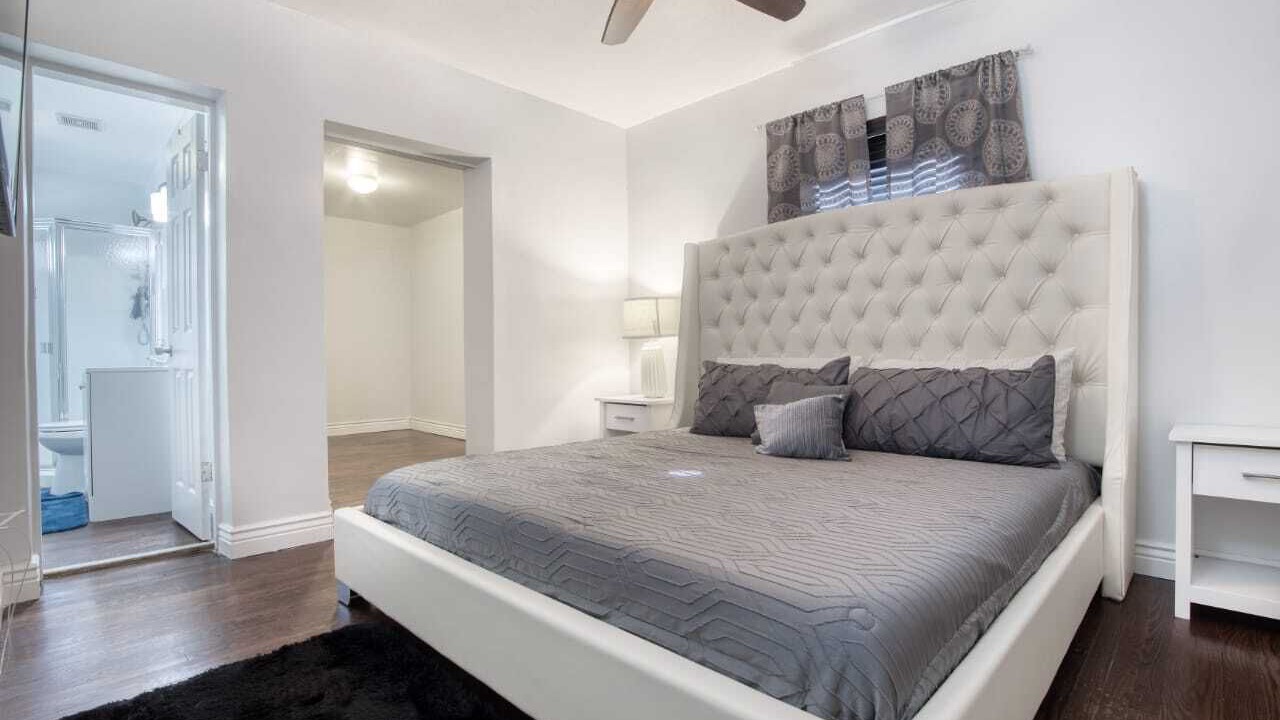 Photo of Bedroom in Miami Springs