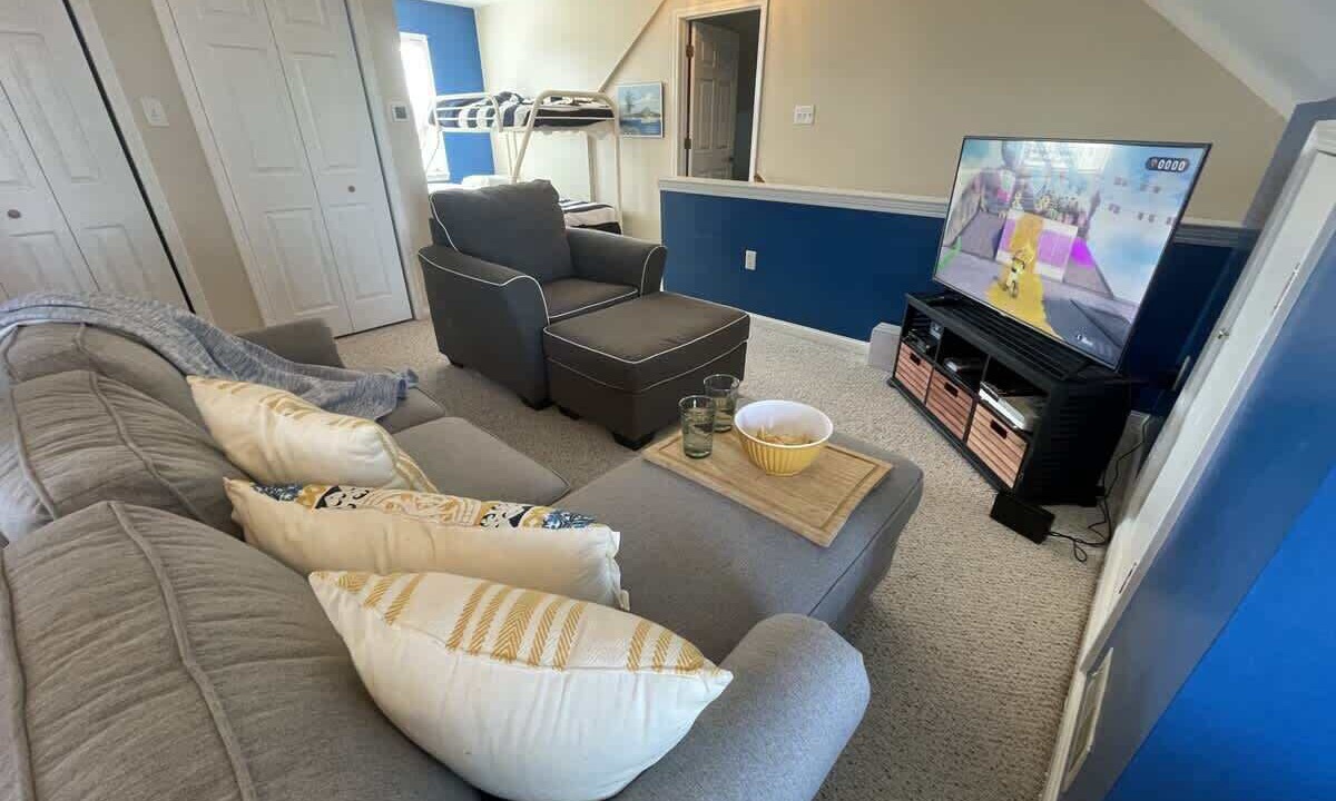 Photo of Livingroom in Cape May Court House