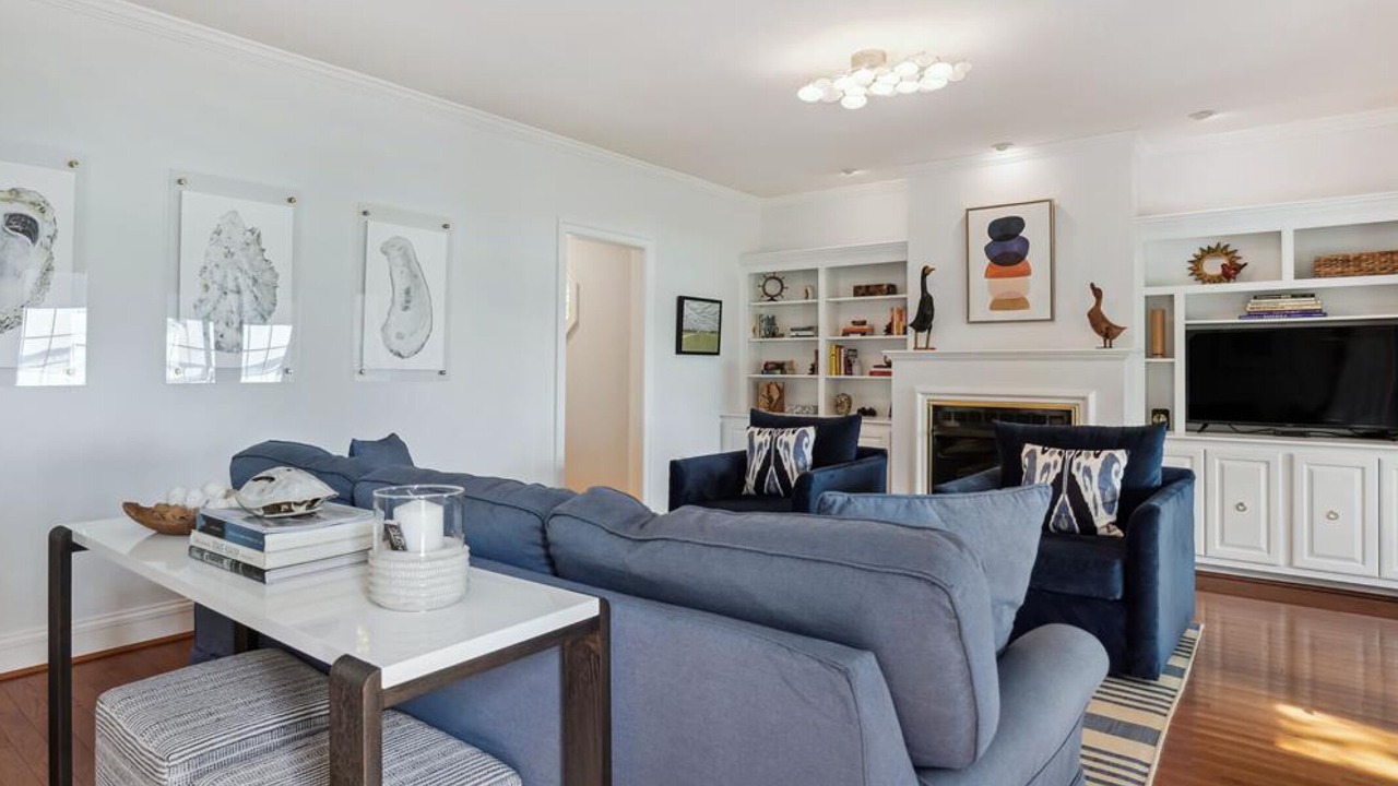 Photo of Livingroom in Unionville