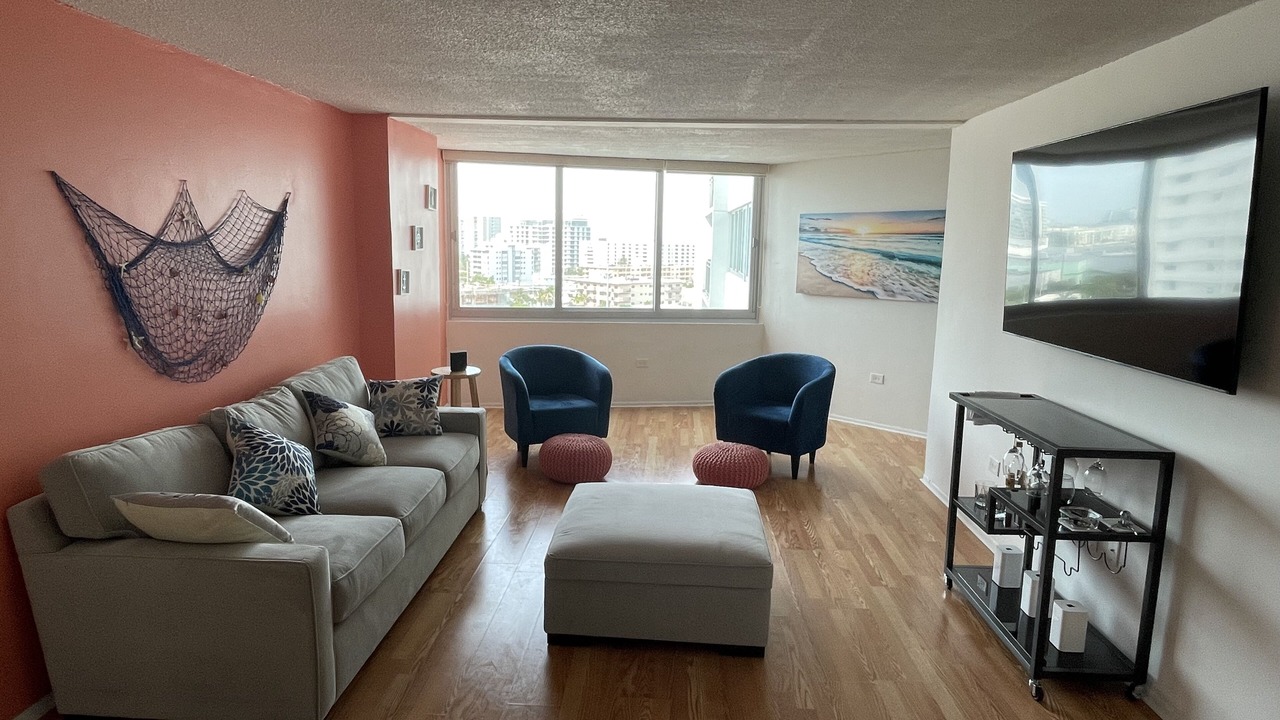 Photo of Livingroom in North Beach
