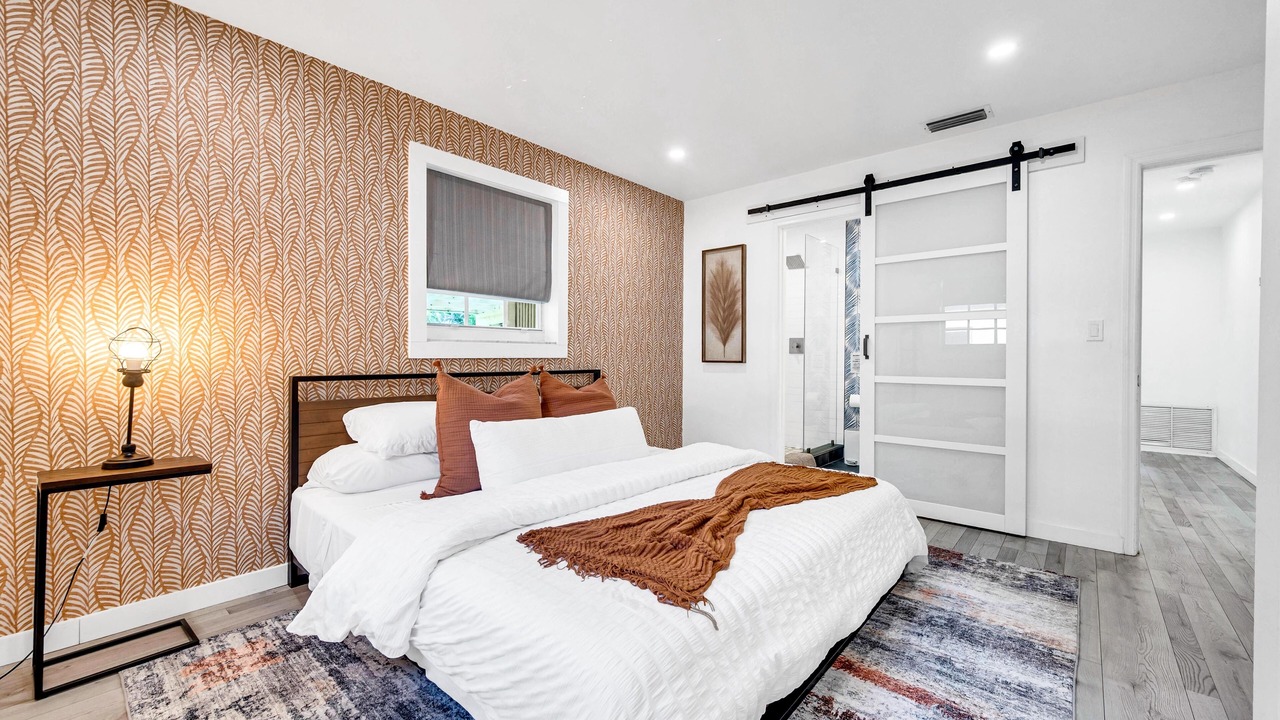 Photo of Bedroom in River Oaks
