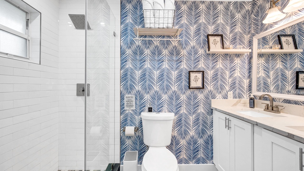 Photo of Bathroom in River Oaks
