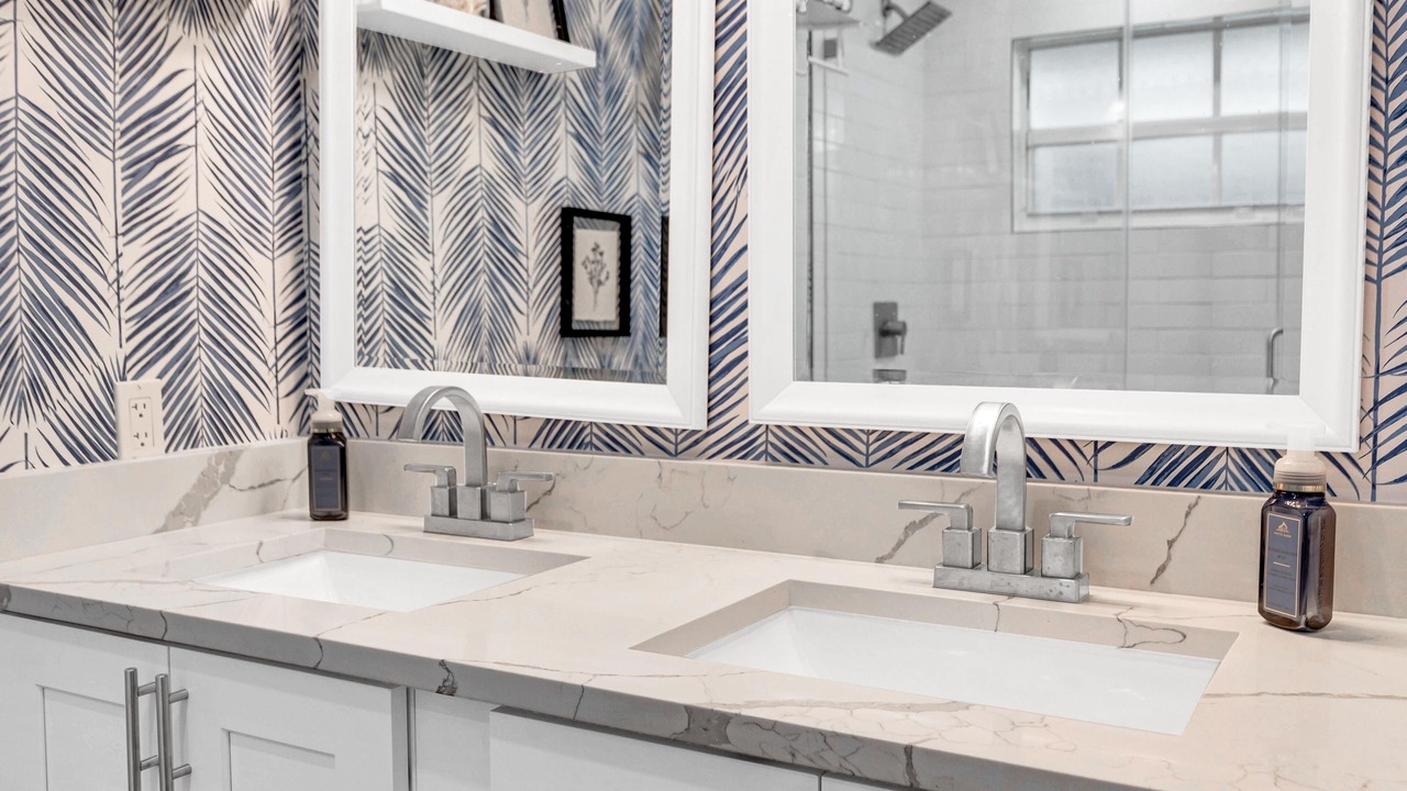 Photo of Bathroom in River Oaks