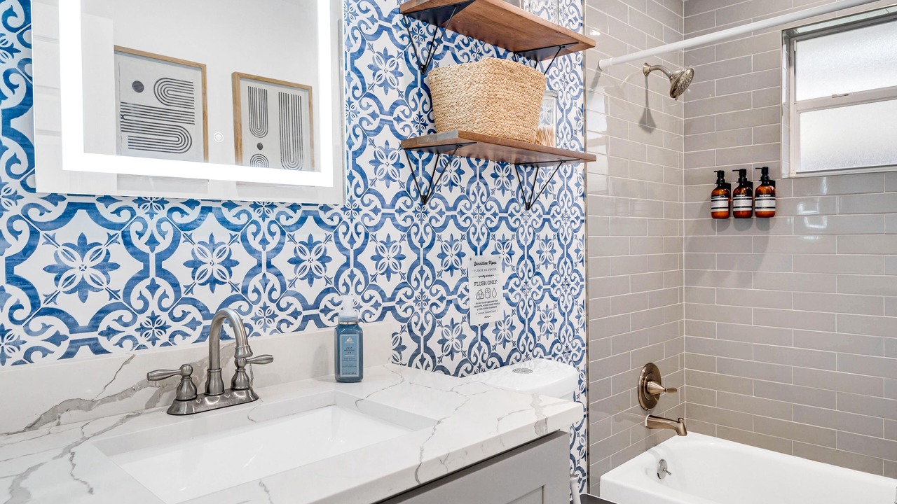 Photo of Bathroom in River Oaks