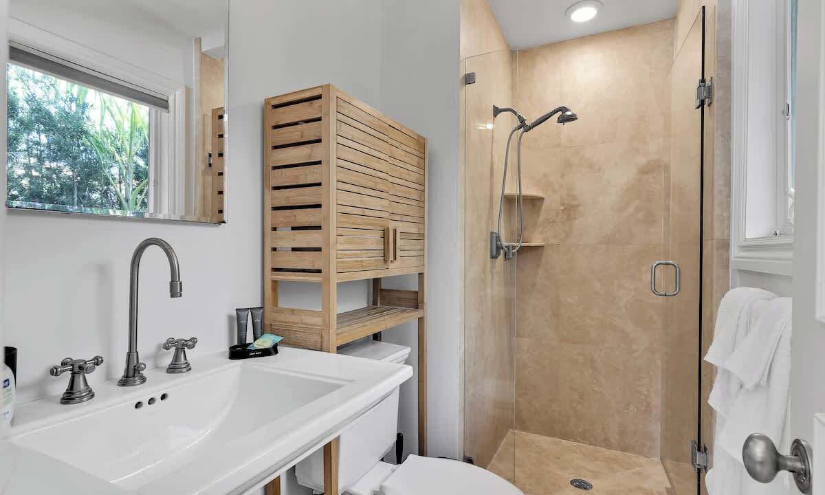 Photo of Bathroom in South Lake