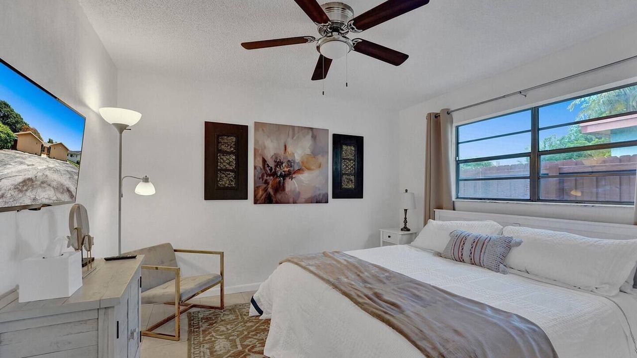 Photo of Bedroom in Hollywood
