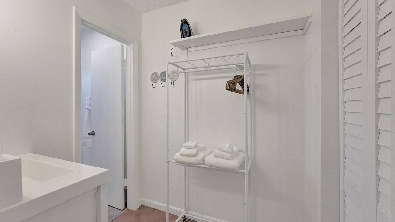 Photo of Bathroom in Hollywood