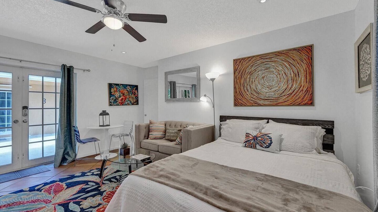 Photo of Bedroom in Hollywood