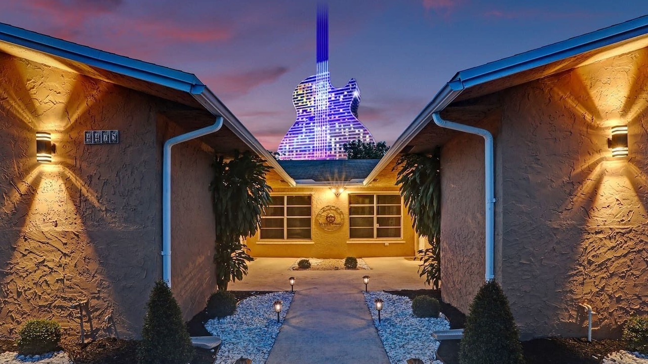 Photo of Outdoor in Hollywood