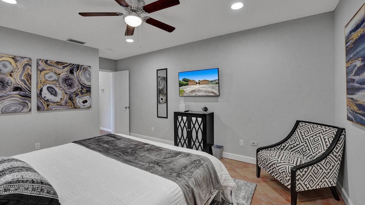 Photo of Bedroom in Hollywood