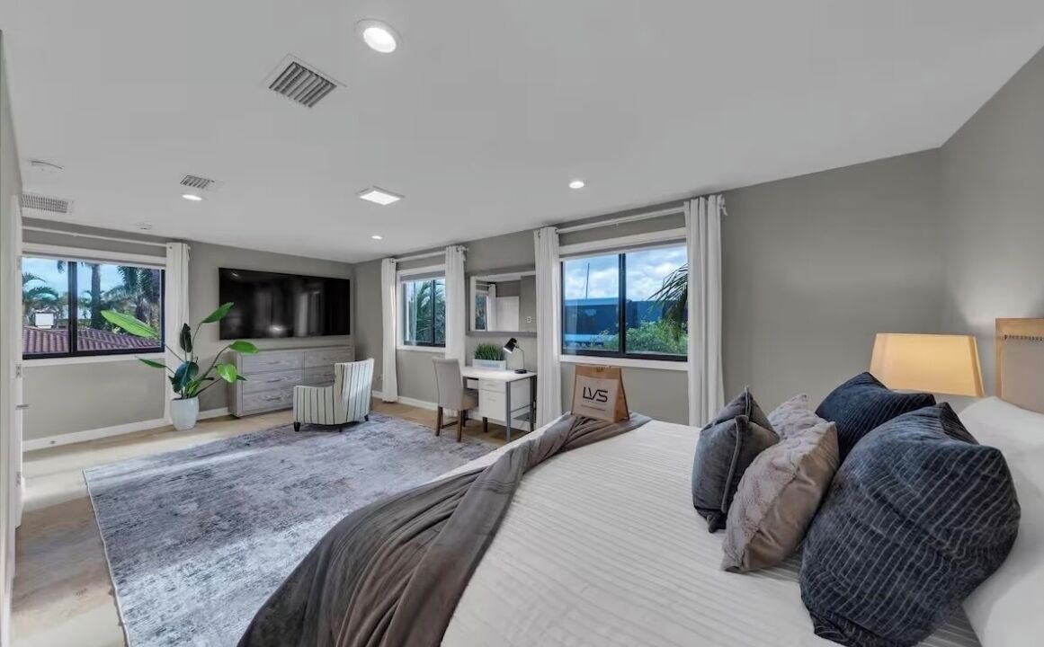 Photo of Bedroom in Central Beach
