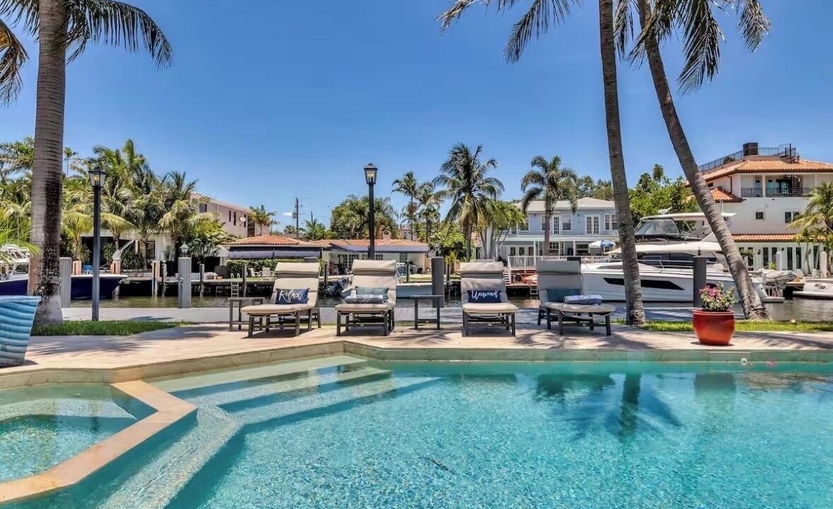 Photo of Outdoor in Central Beach